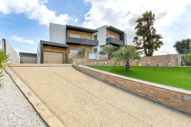 Moradia T3 para Venda em Louredo Foto 11