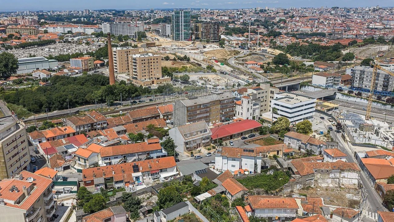 Apartamento T3 para Venda em Santa Marinha e São Pedro da Afurada Foto 27