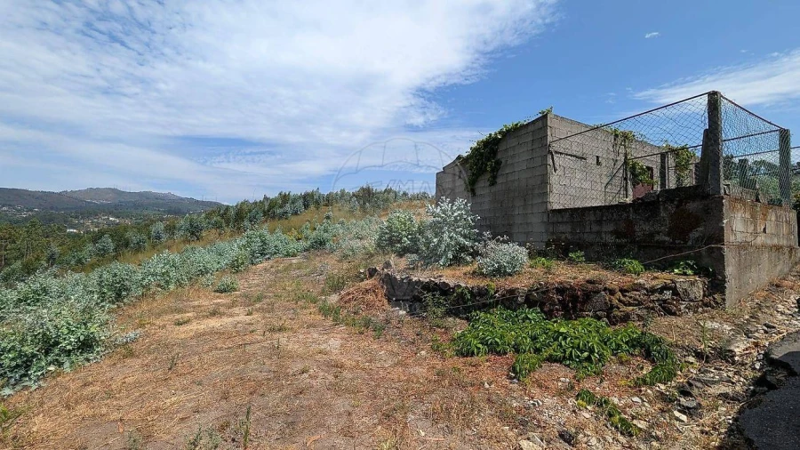 Terreno para Venda em Águas Santas e Moure Foto 22