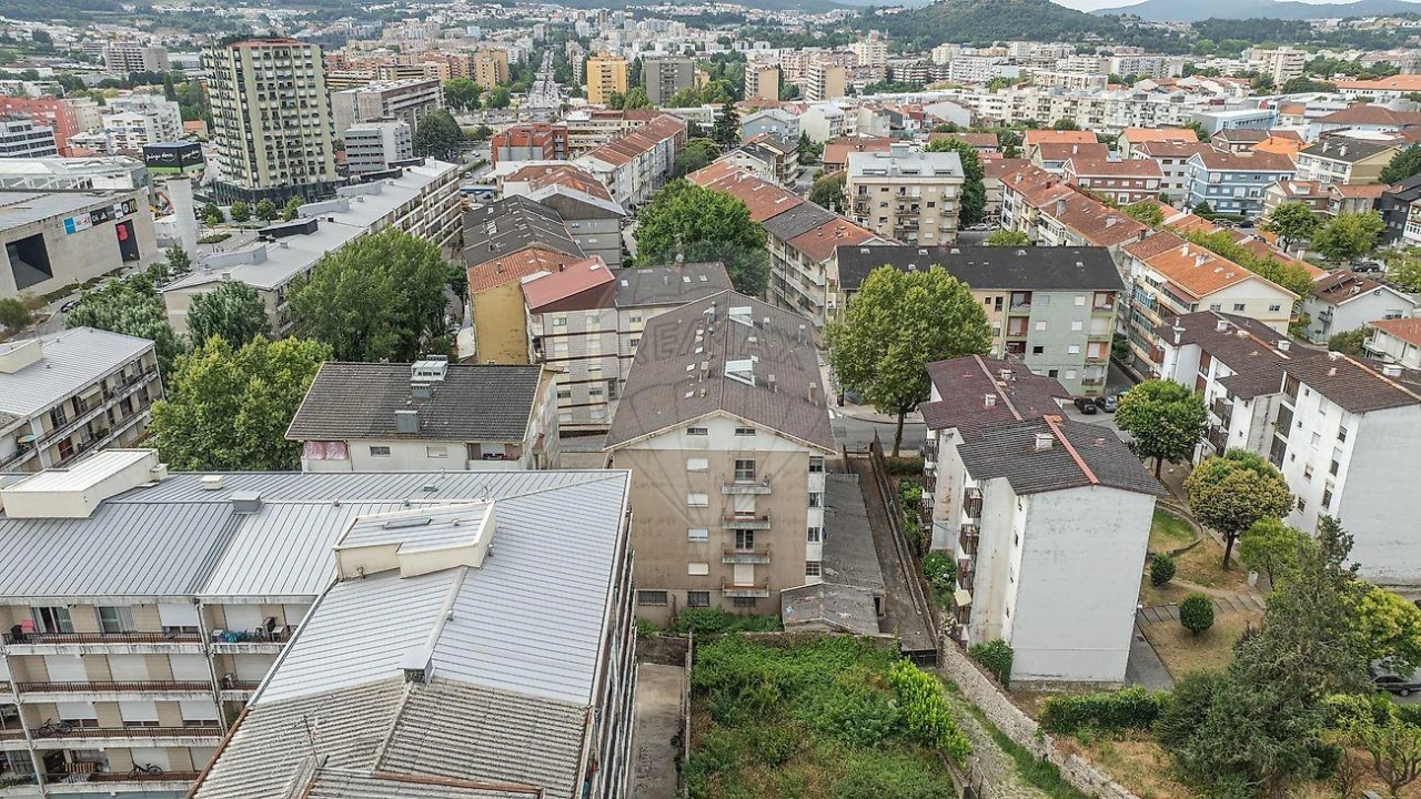 Apartamento T4 para Venda em São Vitor (Braga) Foto 3