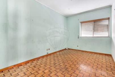 Apartamento T4 para Venda em São Vitor (Braga)