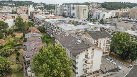 Apartamento T4 para Venda em São Vitor (Braga)