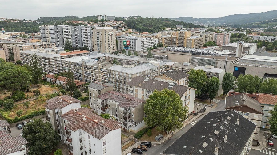 Apartamento T4 para Venda em São Vitor (Braga) Foto 8