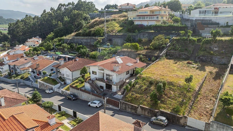 Moradia T5 para Venda em Vila Nova de Famalicão e Calendário Foto 14