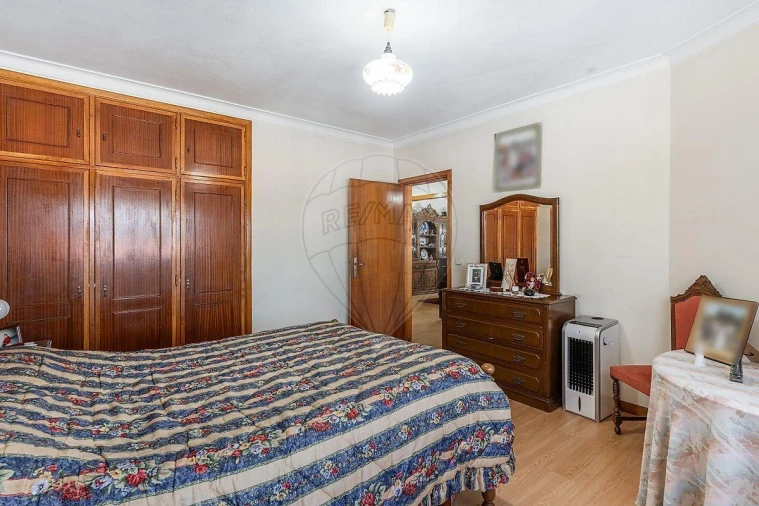 Moradia T5 para Venda em Vila Nova de Famalicão e Calendário Foto 25