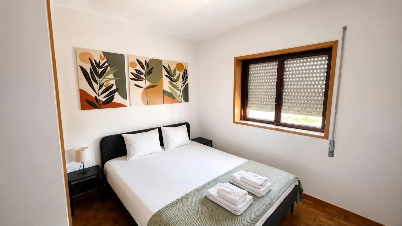 Apartamento T3 para Venda em Vilar de Andorinho Foto 13