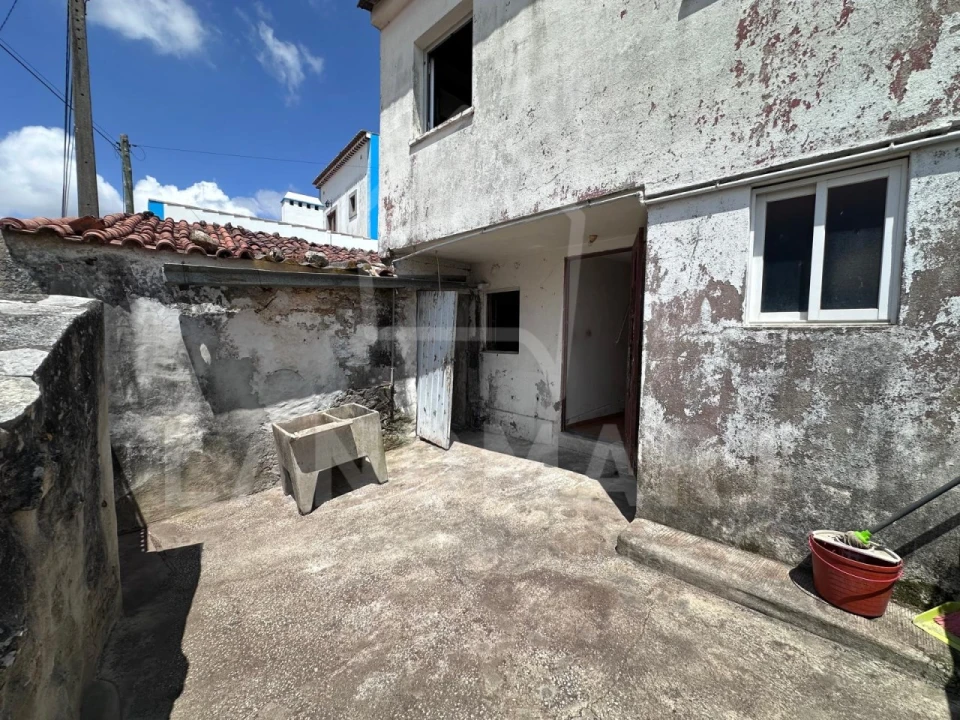 Moradia T4 para Venda em Turquel Foto 8