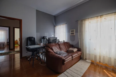 Moradia T2 para Venda em Santa Maria, São Pedro e Sobral da Lagoa