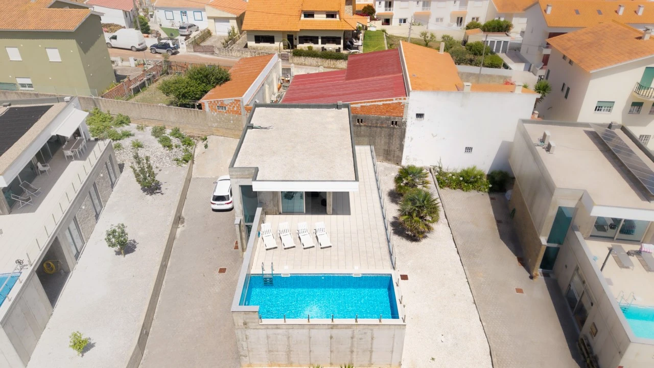 Moradia T3 para Venda em São Martinho do Porto Foto 15