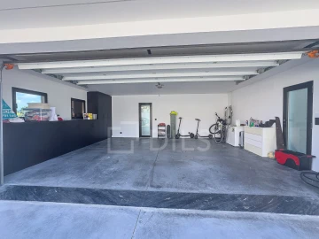 Moradia T4 para Venda em Santo Isidoro