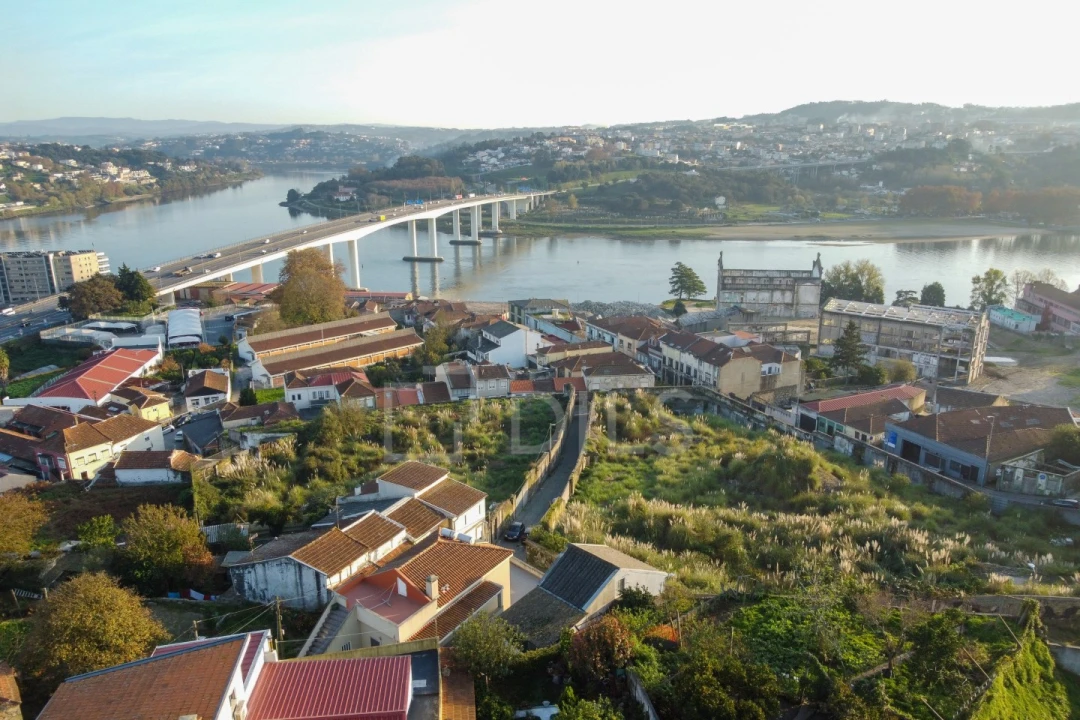 Apartamento T2 para Venda em Ramalde Foto 18