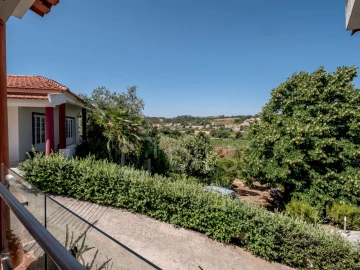 Quinta T4 para Venda em Vale do Paraiso