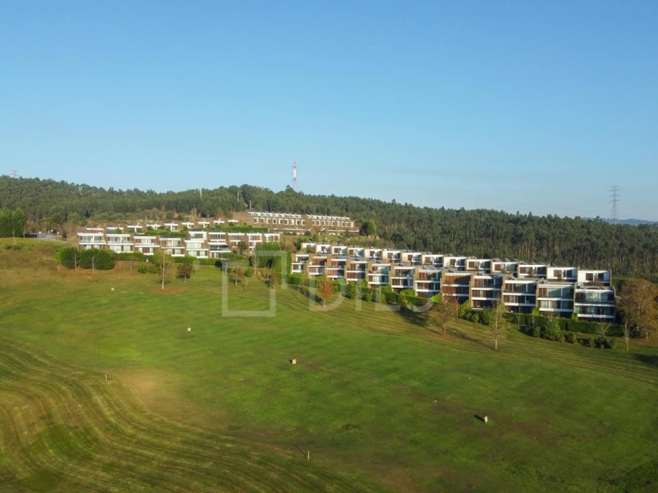 Moradia T3 para Venda em Água Longa Foto 30