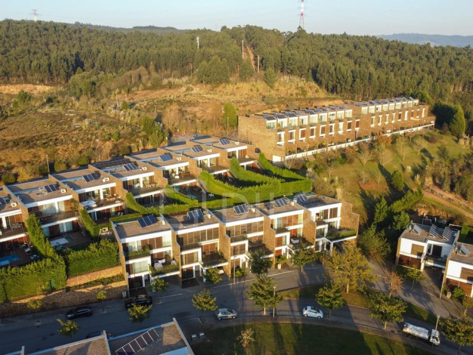 Moradia T4 para Venda em Água Longa Foto 33