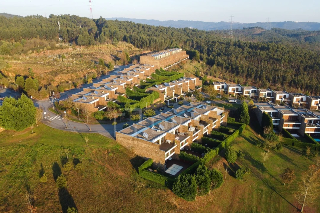 Moradia T4 para Venda em Água Longa Foto 25