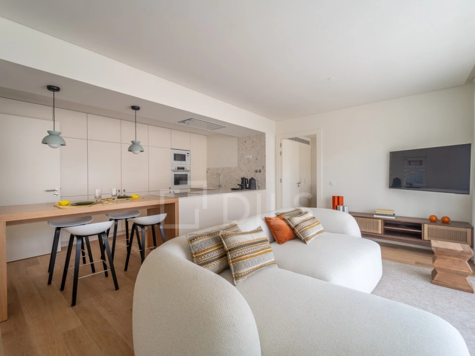 Apartamento T2 para Venda em Santa Marinha e São Pedro da Afurada Foto 1