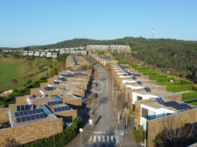 Moradia T3 para Venda em Água Longa Foto 26