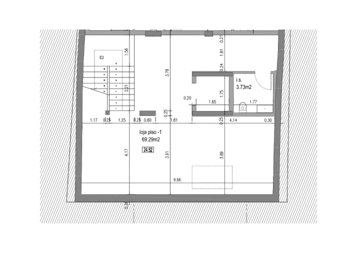 Loja para Arrendamento em Santo António Planta 1