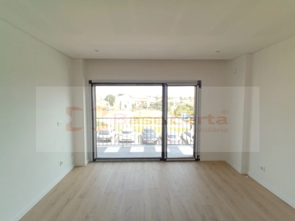 Moradia T4 para Venda em Santa Iria de Azoia, São João da Talha e Bobadela Foto 17