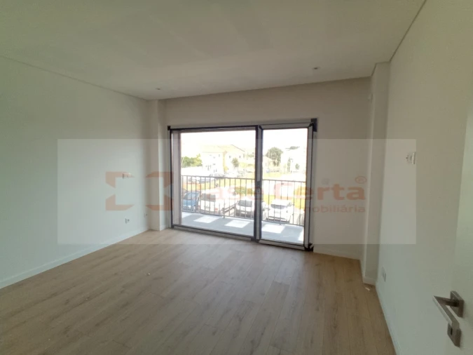 Moradia T4 para Venda em Santa Iria de Azoia, São João da Talha e Bobadela Foto 12