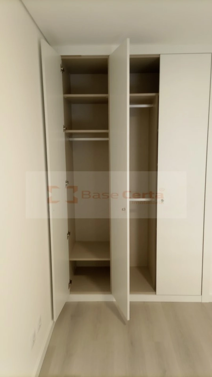 Apartamento T2 para Venda em Vialonga Foto 16