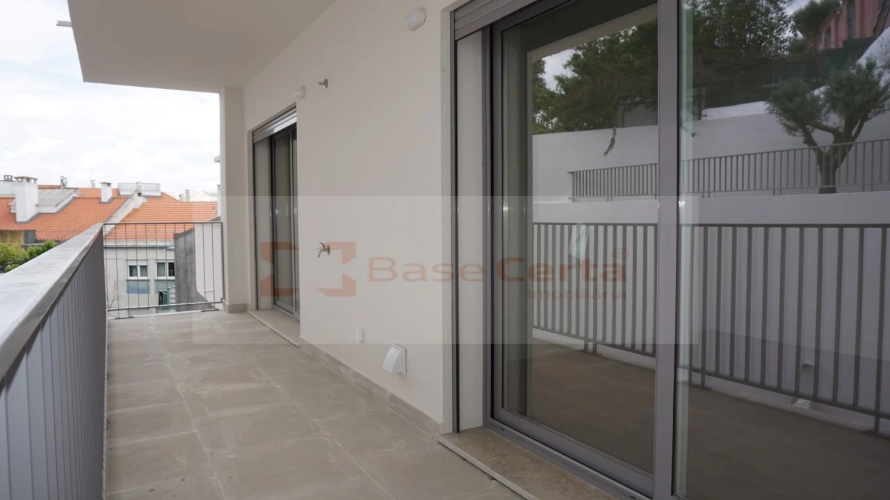 Apartamento T3 para Venda em Almada, Cova da Piedade, Pragal e Cacilhas Foto 11