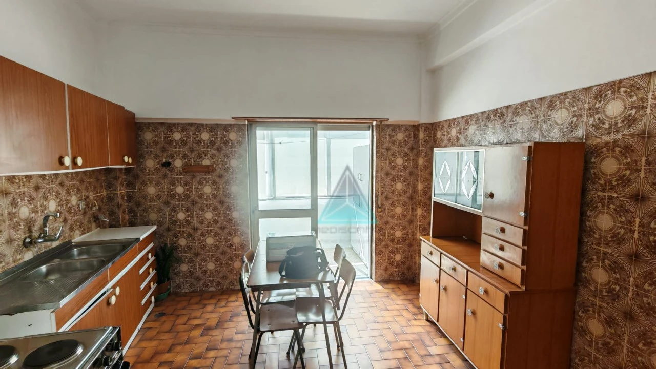 Apartamento T1 para Arrendamento em Amora Foto 7