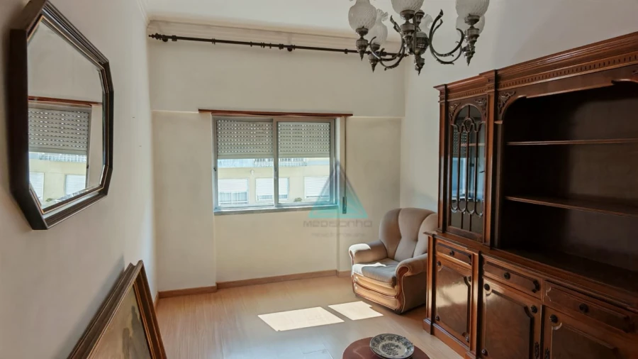 Apartamento T1 para Arrendamento em Amora Foto 13