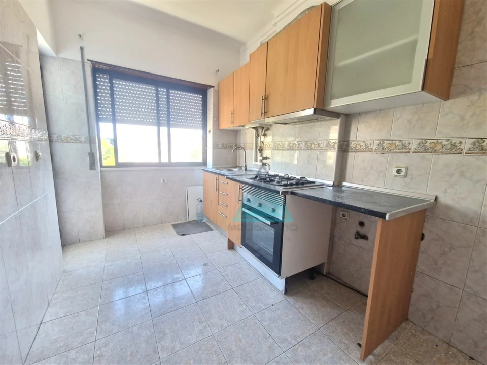 Apartamento T3 para Venda em Amora Foto 3