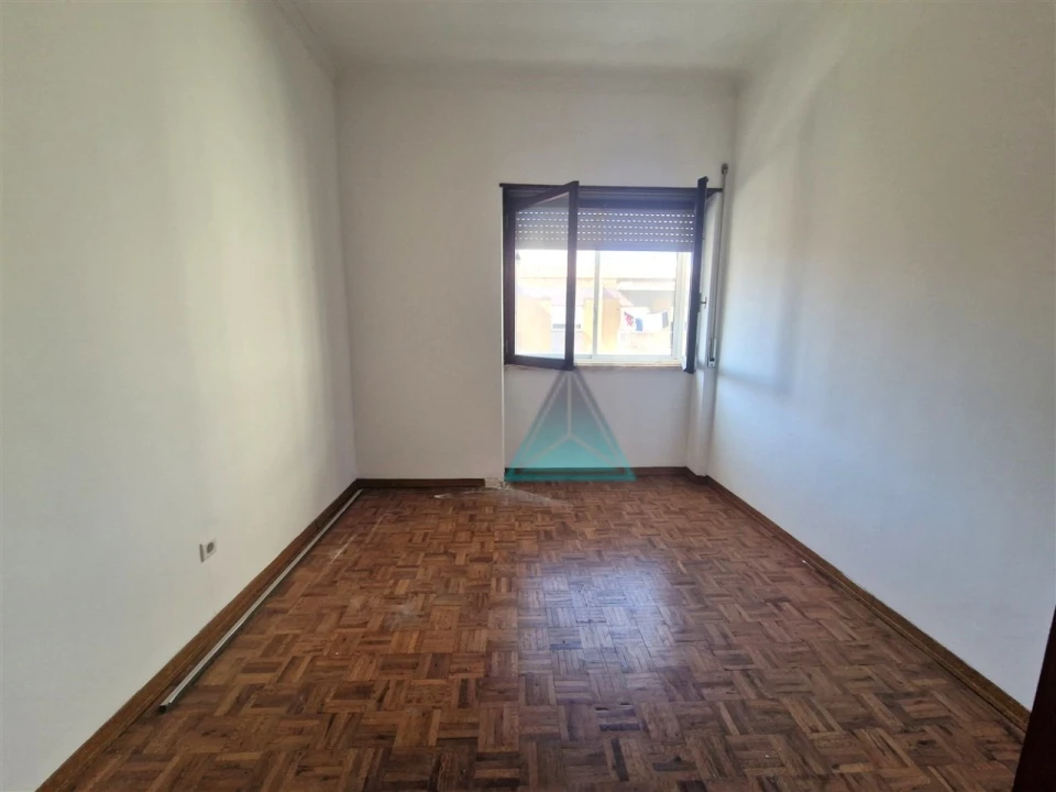 Apartamento T3 para Venda em Amora Foto 8