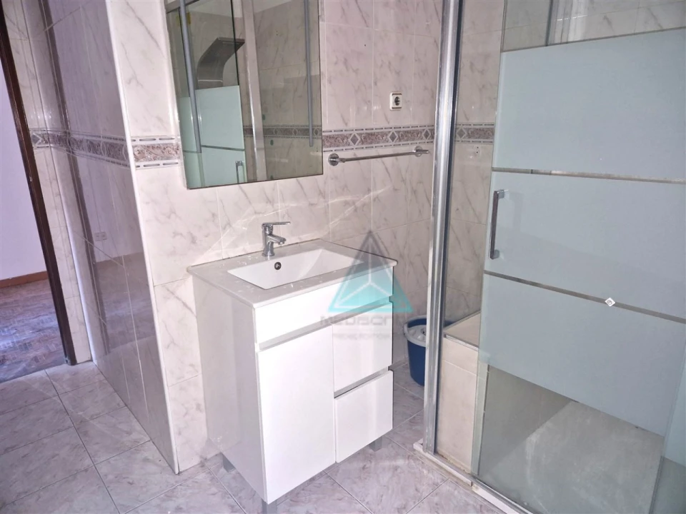 Apartamento T3 para Venda em Amora Foto 9