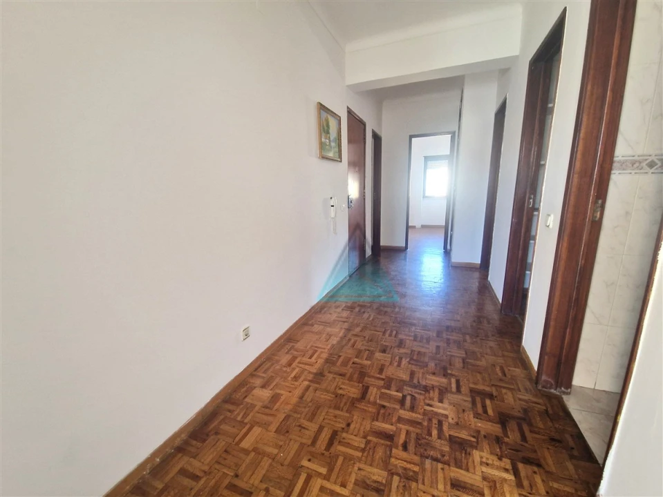 Apartamento T3 para Venda em Amora Foto 4