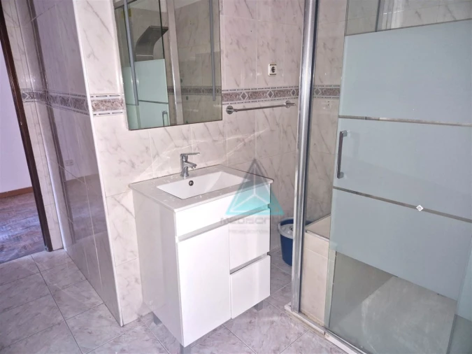 Apartamento T3 para Venda em Amora Foto 9