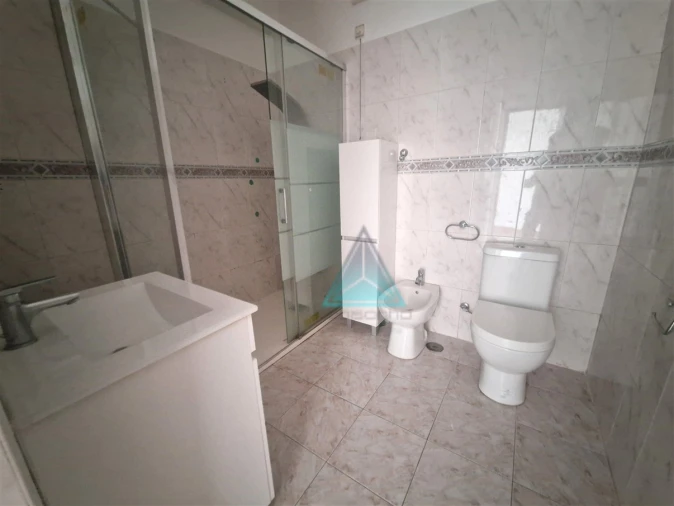Apartamento T3 para Venda em Amora Foto 7
