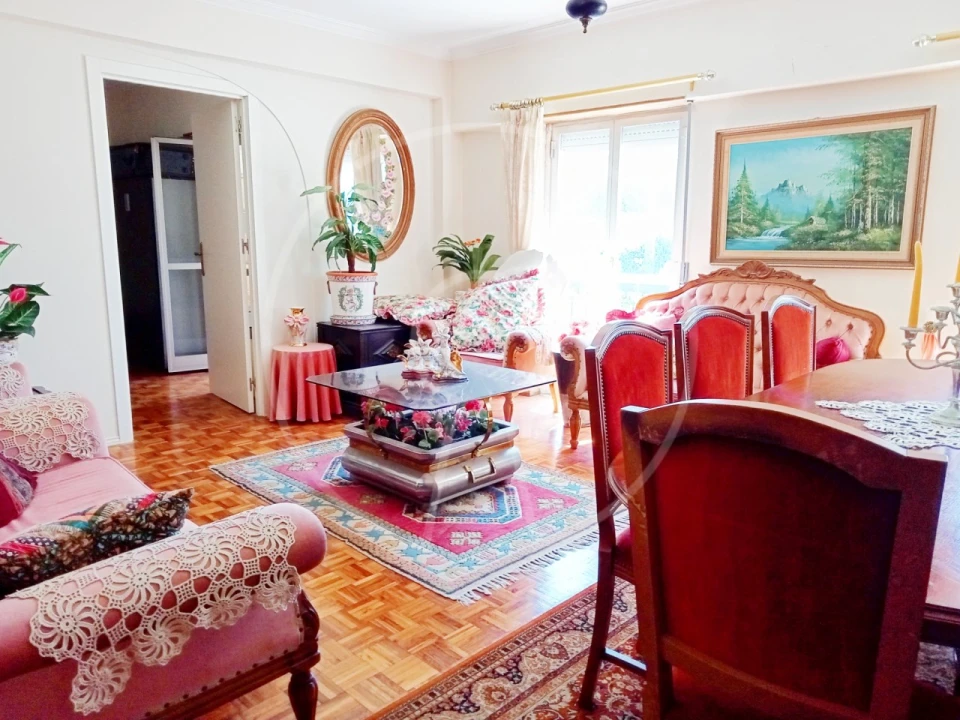 Apartamento T3 para Venda em Alcabideche Foto 1