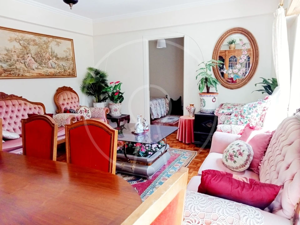 Apartamento T3 para Venda em Alcabideche Foto 3