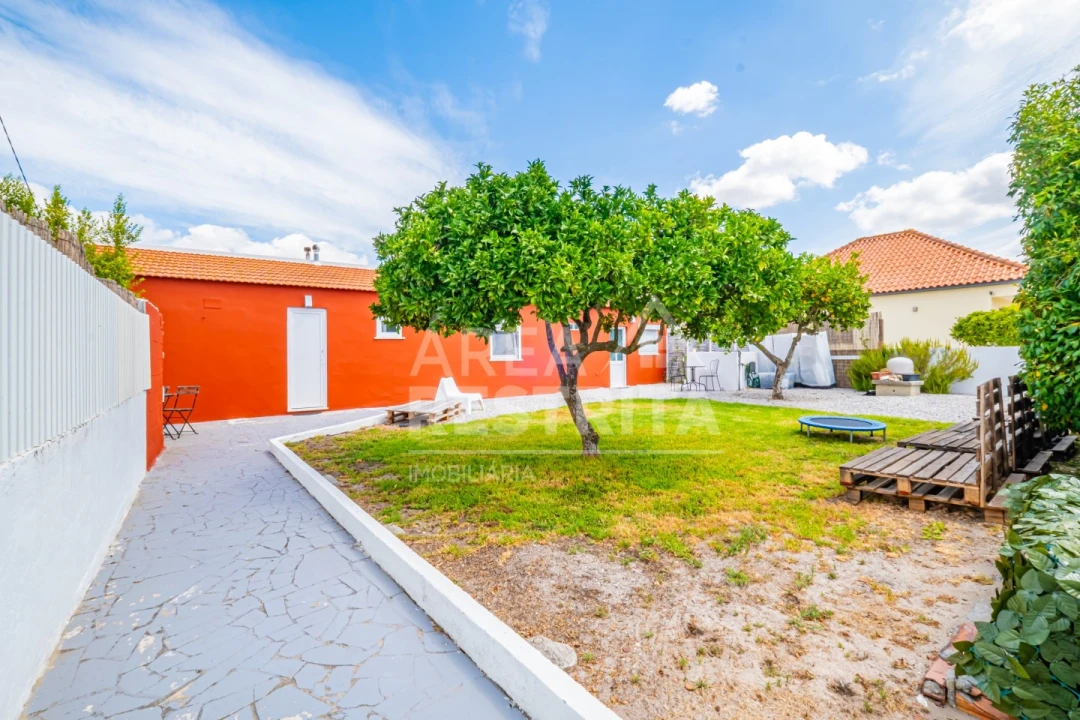 Terreno para Venda em Sarilhos Grandes Foto 4