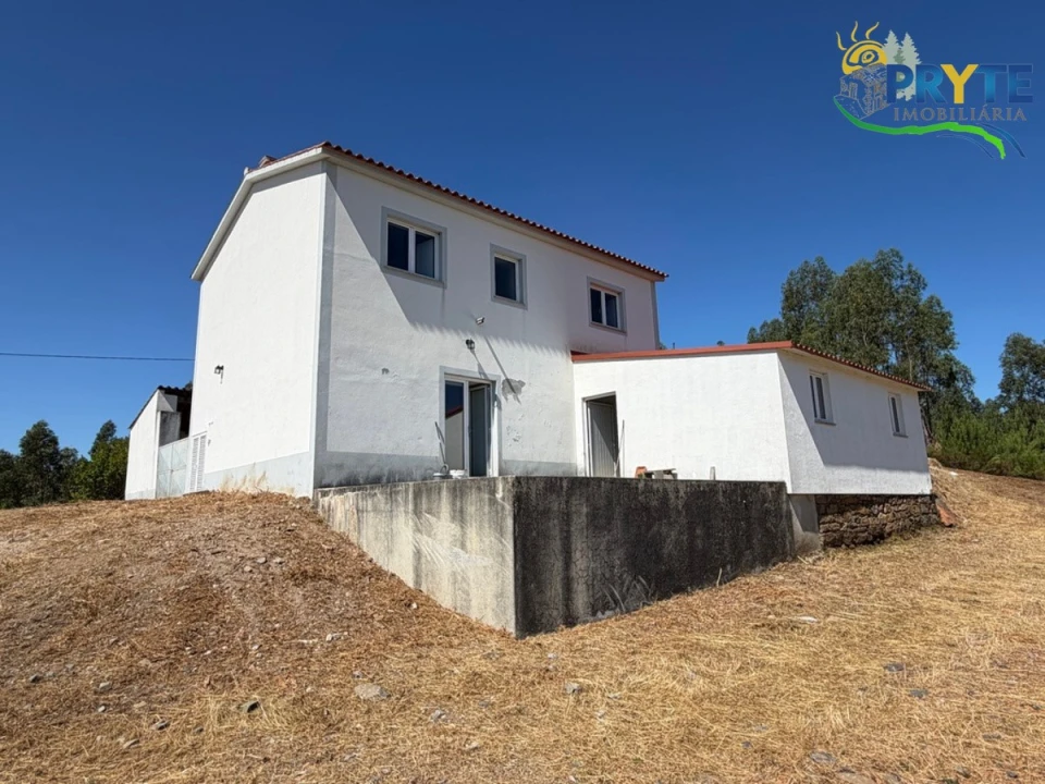 Quinta T3 para Venda em Vila Facaia Foto 2