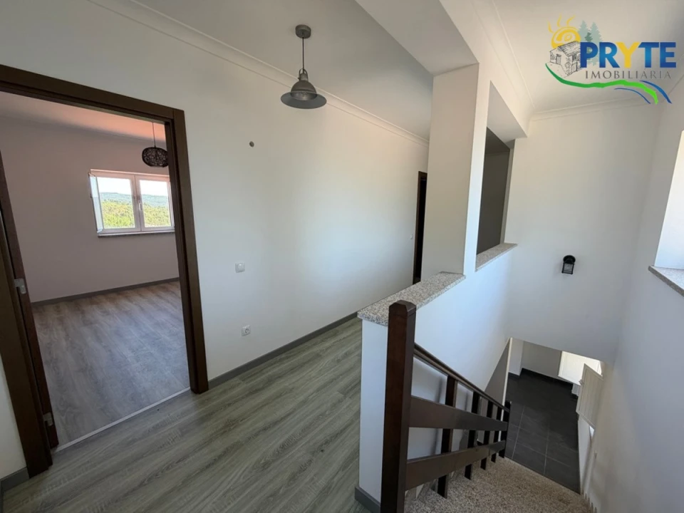 Quinta T3 para Venda em Vila Facaia Foto 26