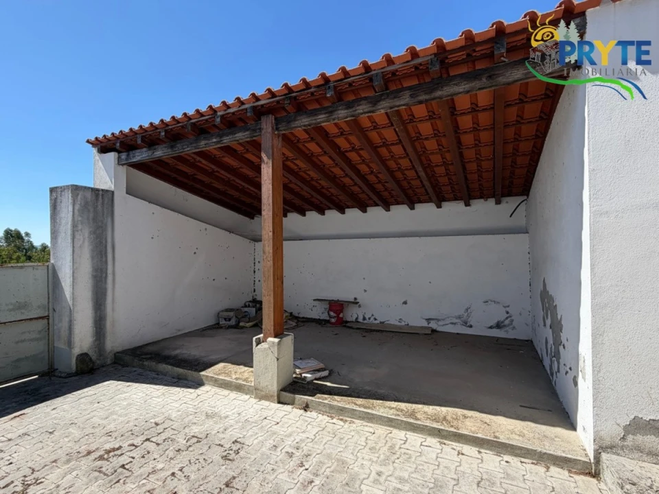 Quinta T3 para Venda em Vila Facaia Foto 48