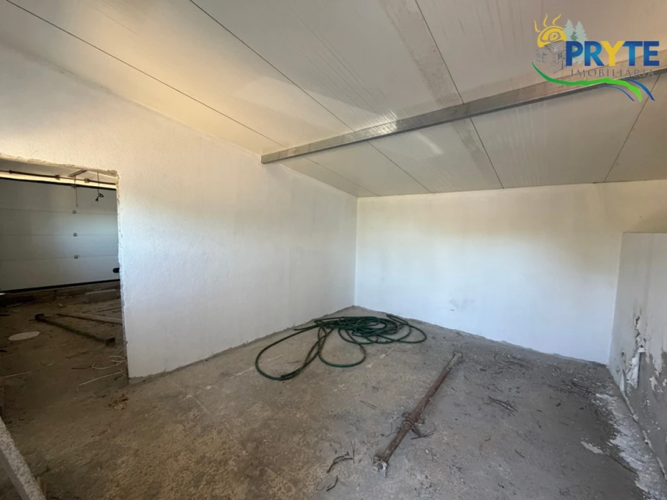 Quinta T3 para Venda em Vila Facaia Foto 52
