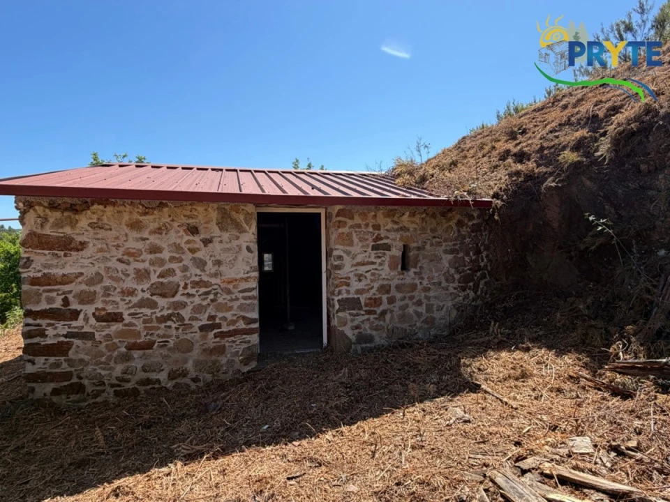 Quinta T3 para Venda em Vila Facaia Foto 67