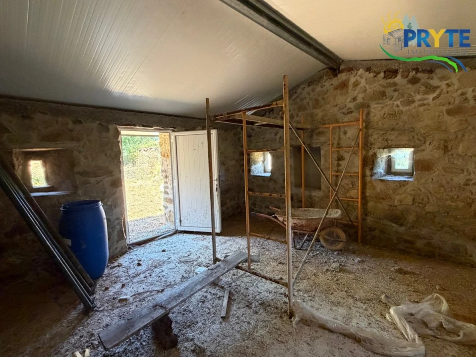 Quinta T3 para Venda em Vila Facaia Foto 71