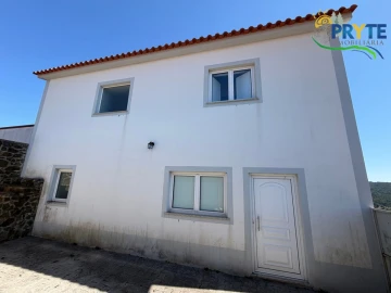 Quinta T3 para Venda em Vila Facaia
