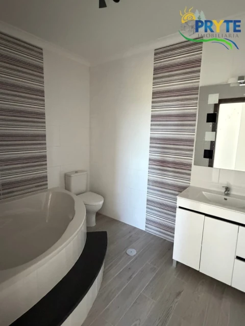 Quinta T3 para Venda em Vila Facaia