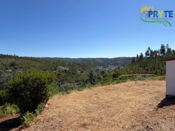 Quinta T3 para Venda em Vila Facaia
