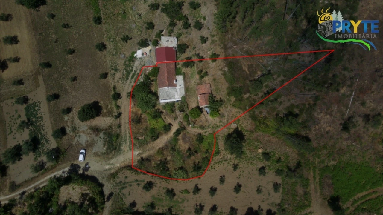 Moradia T3 para Venda em Sertã Foto 2