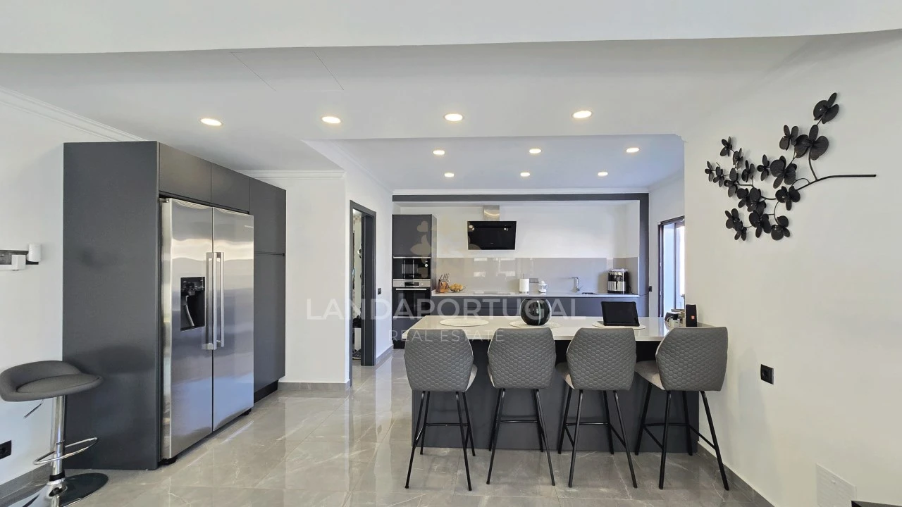 Moradia T3 para Venda em Portimão Foto 4