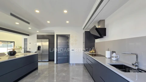 Moradia T3 para Venda em Portimão