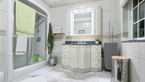 Moradia T4 para Venda em Luz de Tavira e Santo Estêvão